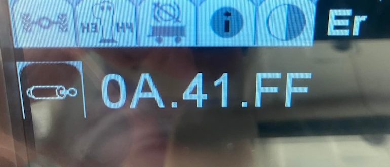 Massey Ferguson Error 0A.41.FF Connection problem on a hydraulic valve