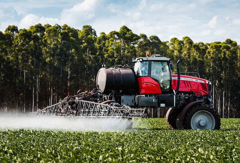 MF 530R Sprayer Specs