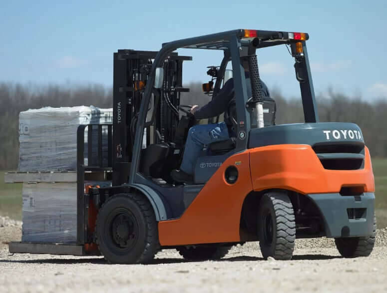 Toyota 8FGU25 Forklift Weight
